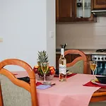 Mateo بريلا