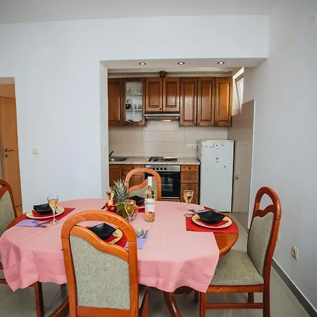 Mateo Apartment *