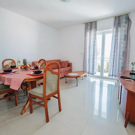 Apartment Mateo *